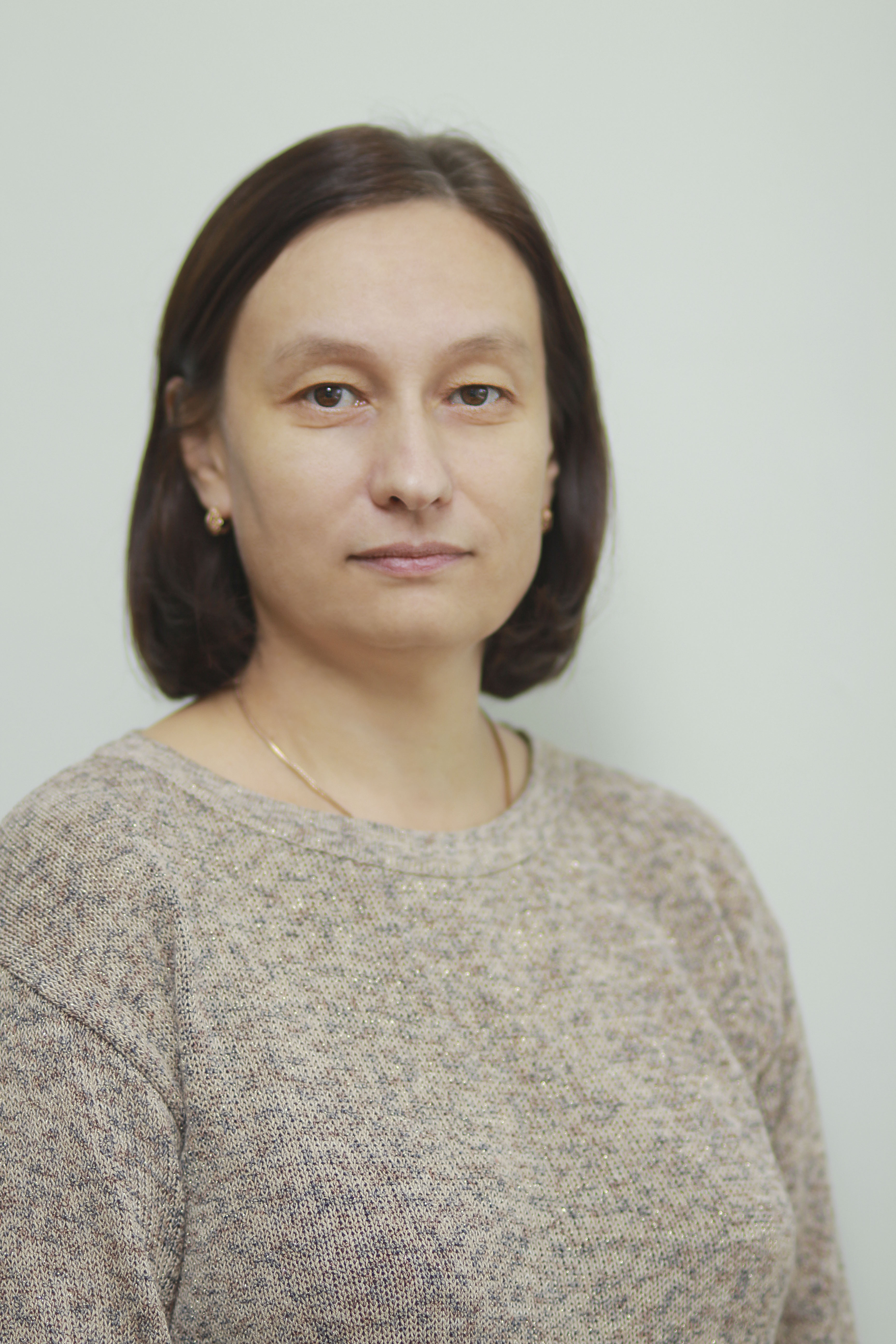 Мокшина Елена Николаевна.